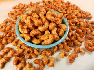 Foodball: Sweet Ancho Chile Roasted Cashews